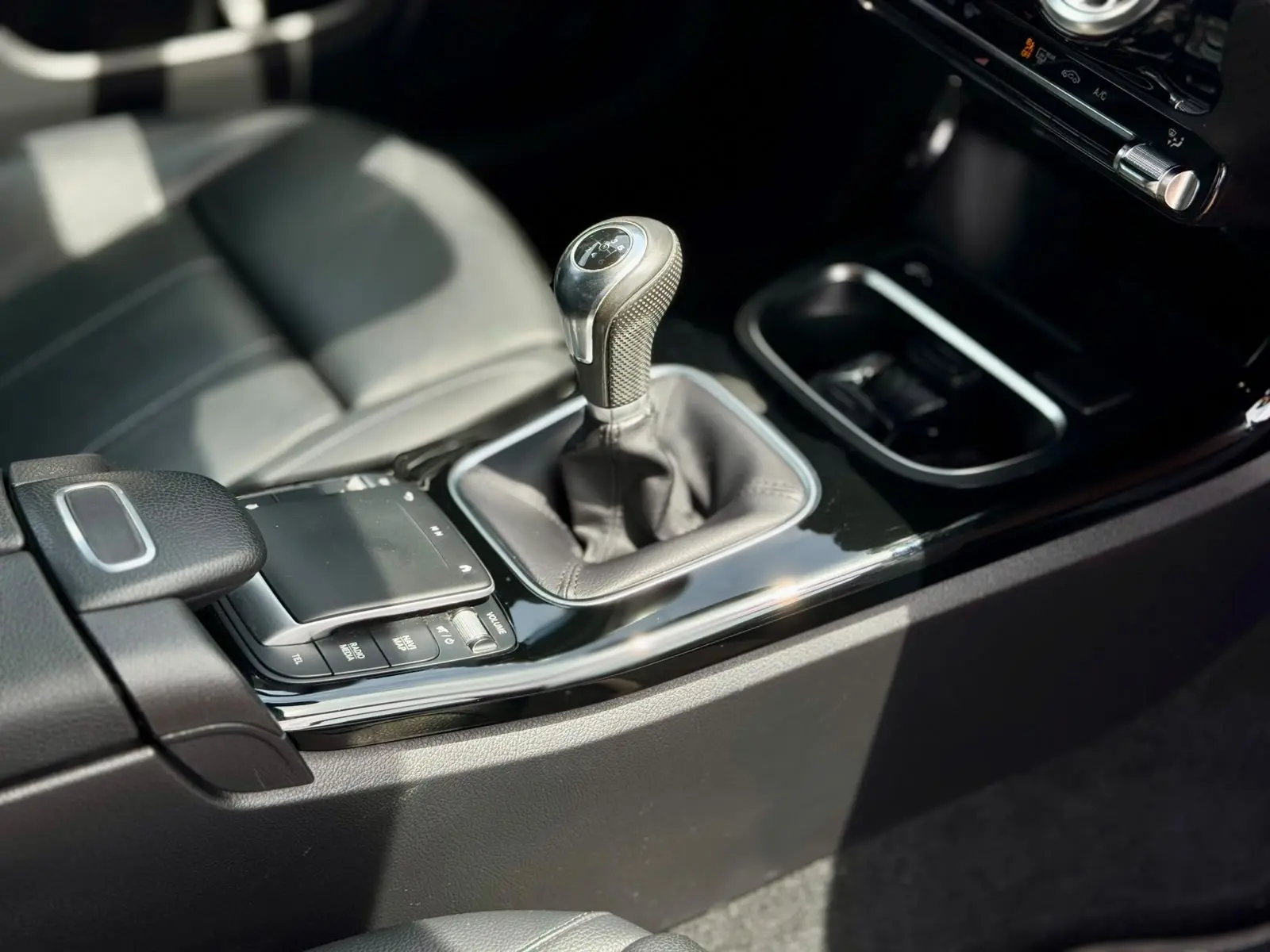 Mercedes-Benz A 180 d Business Solutions 33