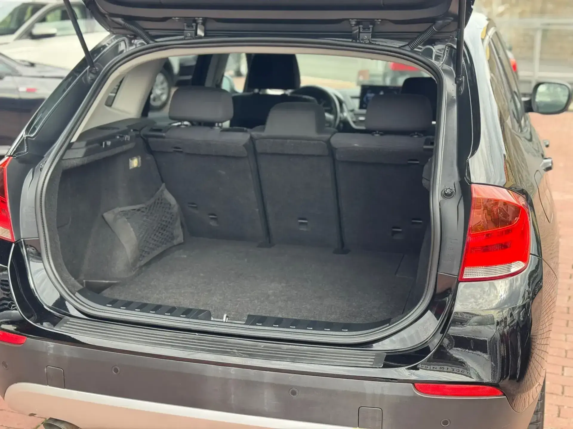 BMW X1 18 d sDrive 21