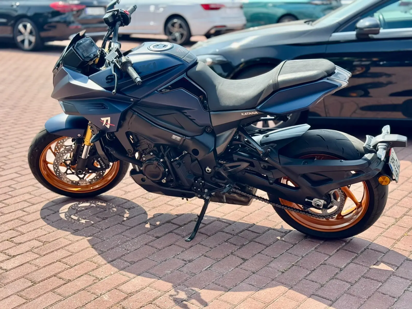Suzuki Katana Katana neo-retro de alta performance 5