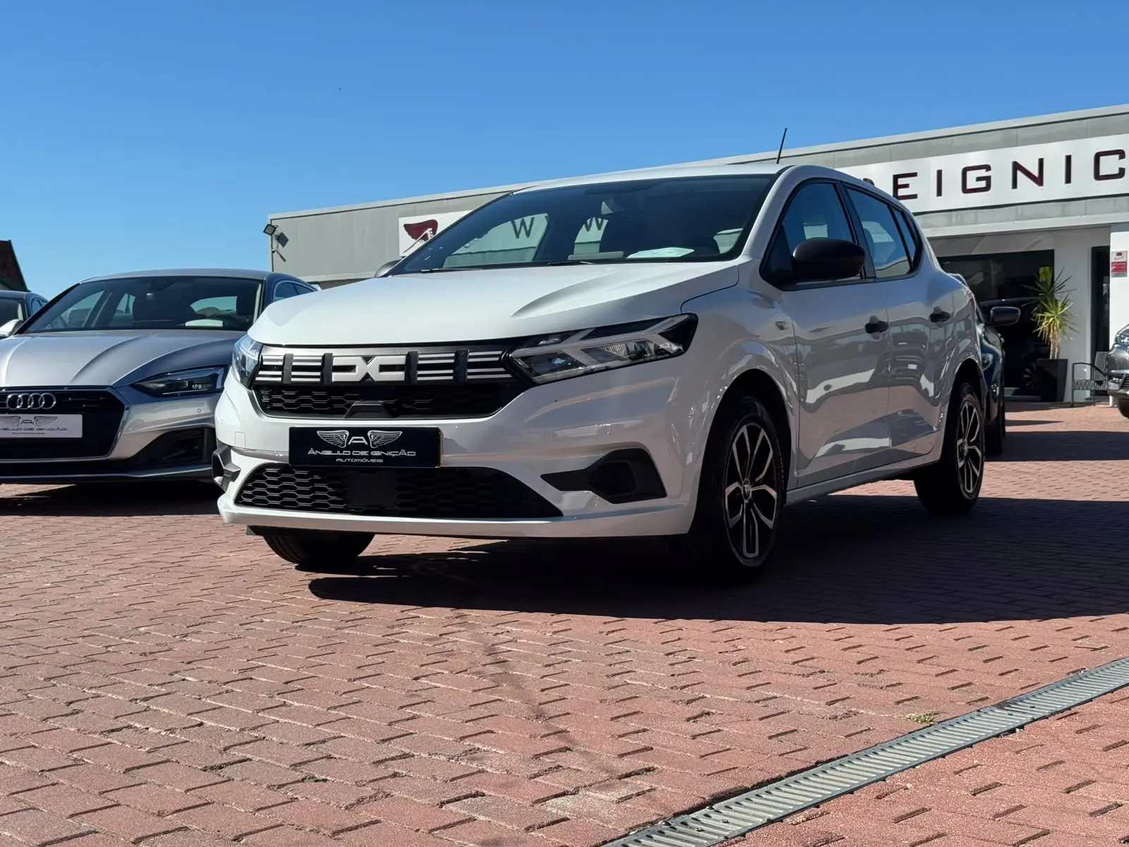 Dacia Sandero 1.0 TCe Essential 2