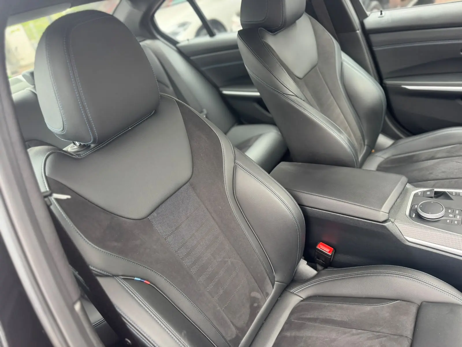 BMW 318 d Pack M 21