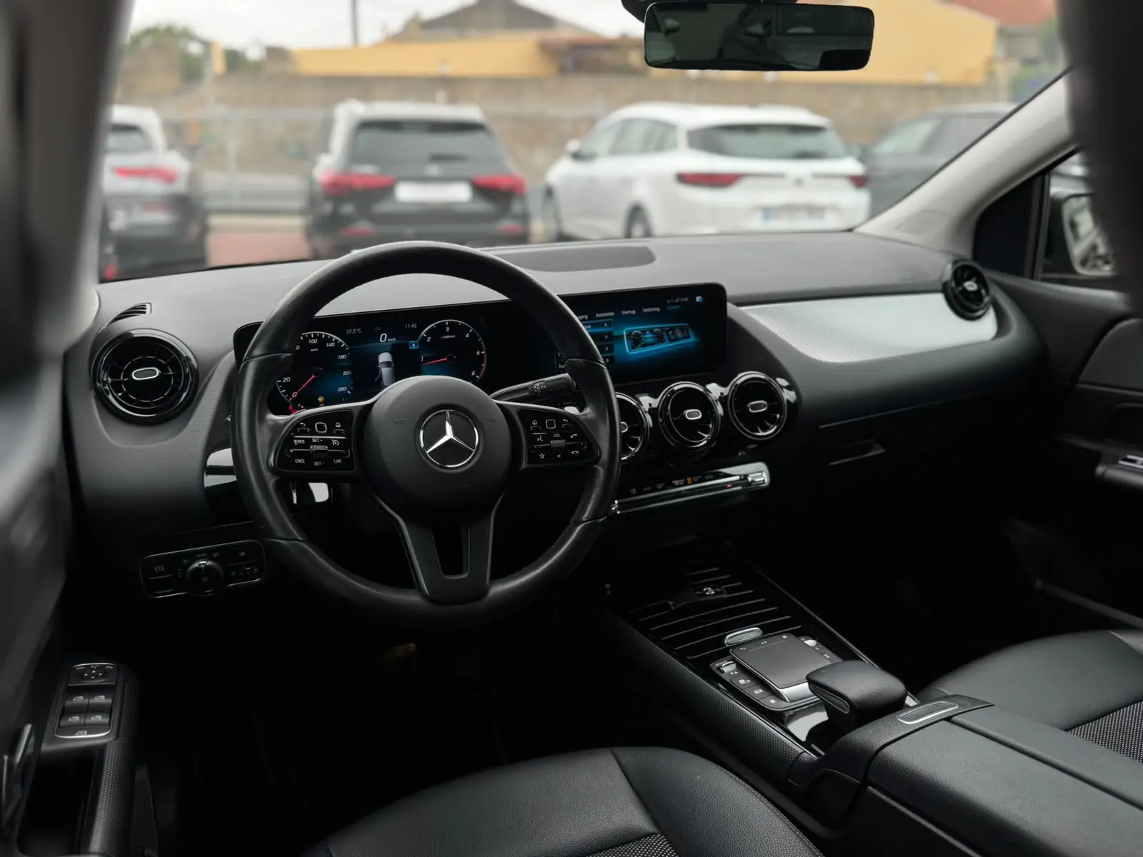 Mercedes-Benz B 200 d 8G-DCT 10