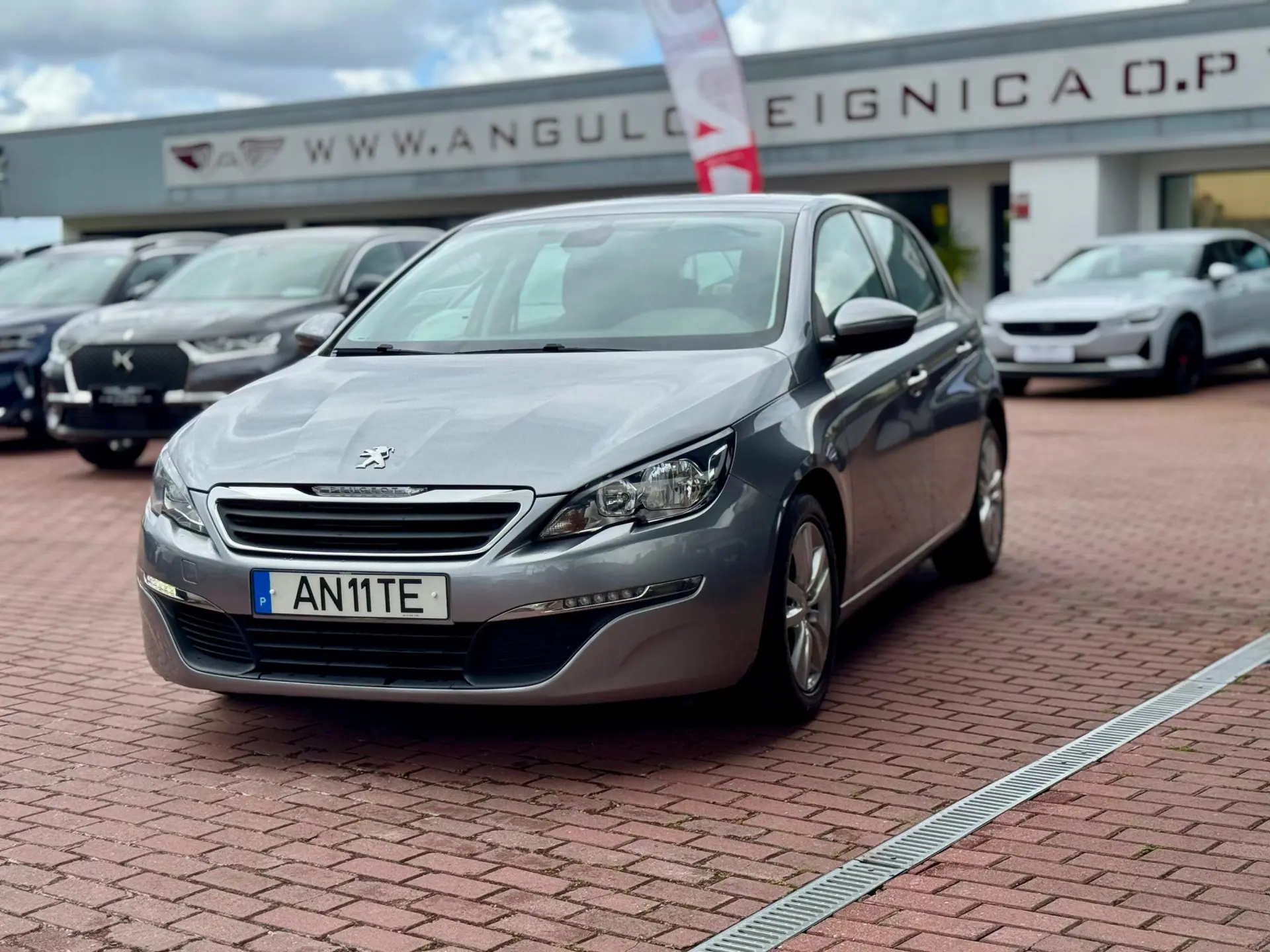 Peugeot 308 1.6 BlueHDi Allure 2