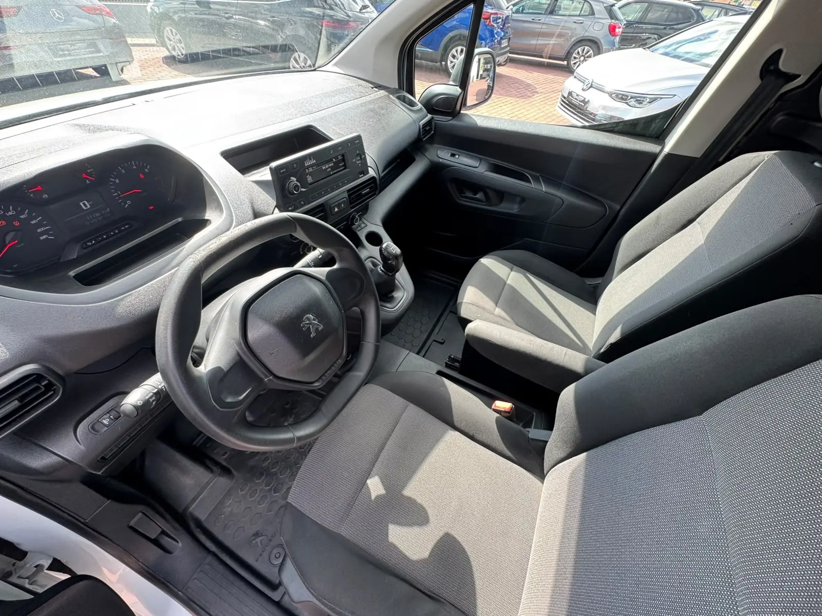 Peugeot Partner Outro 11