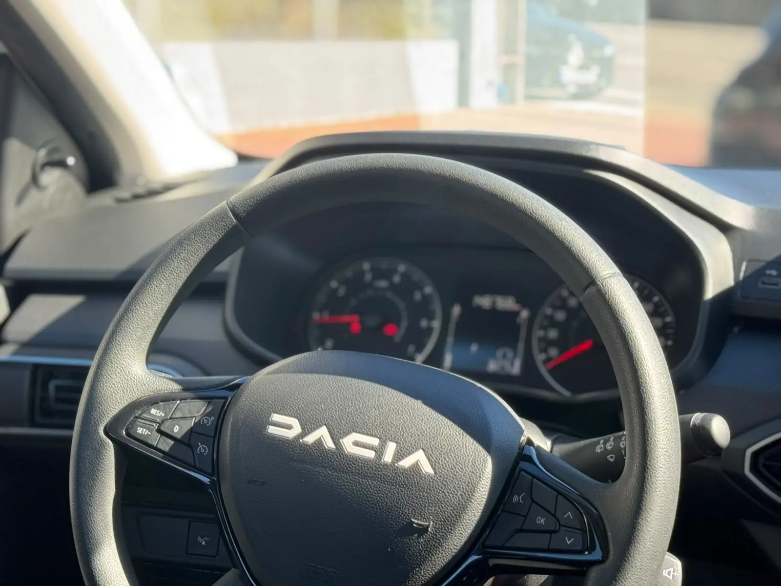 Dacia Sandero 1.0 TCe Essential 12