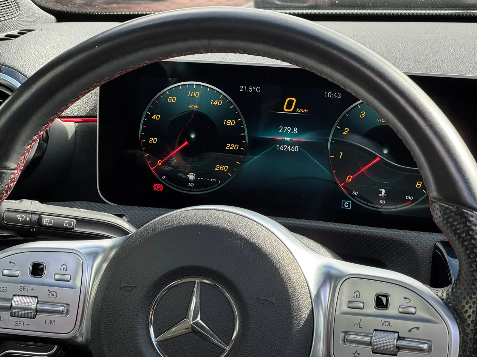 Mercedes-Benz A 180 AMG Line 24