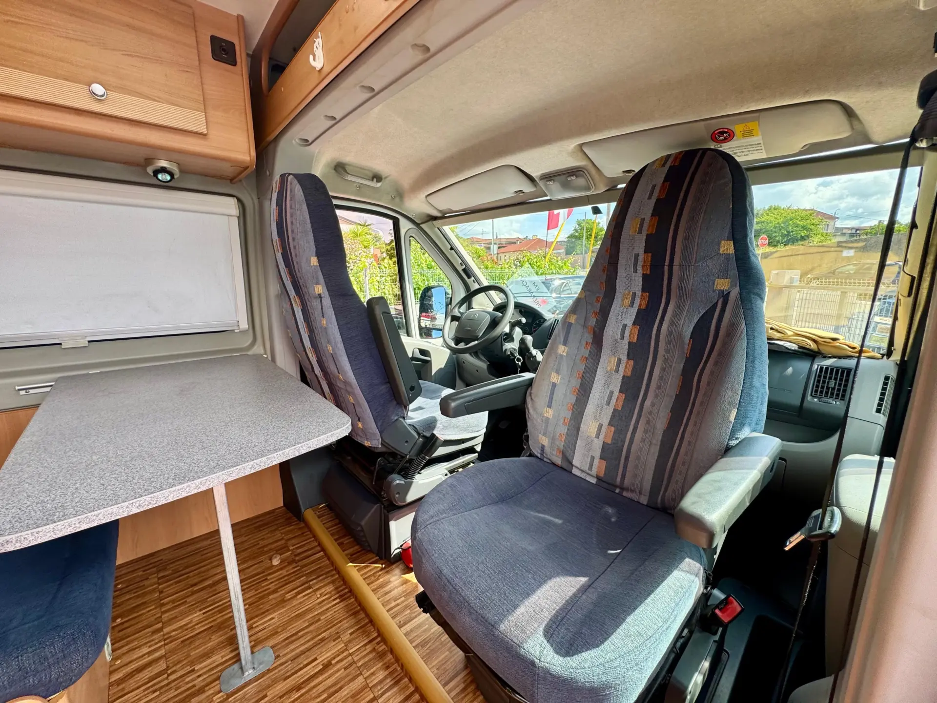Citroen Jumper Autocaravana Possl 2WIn 8