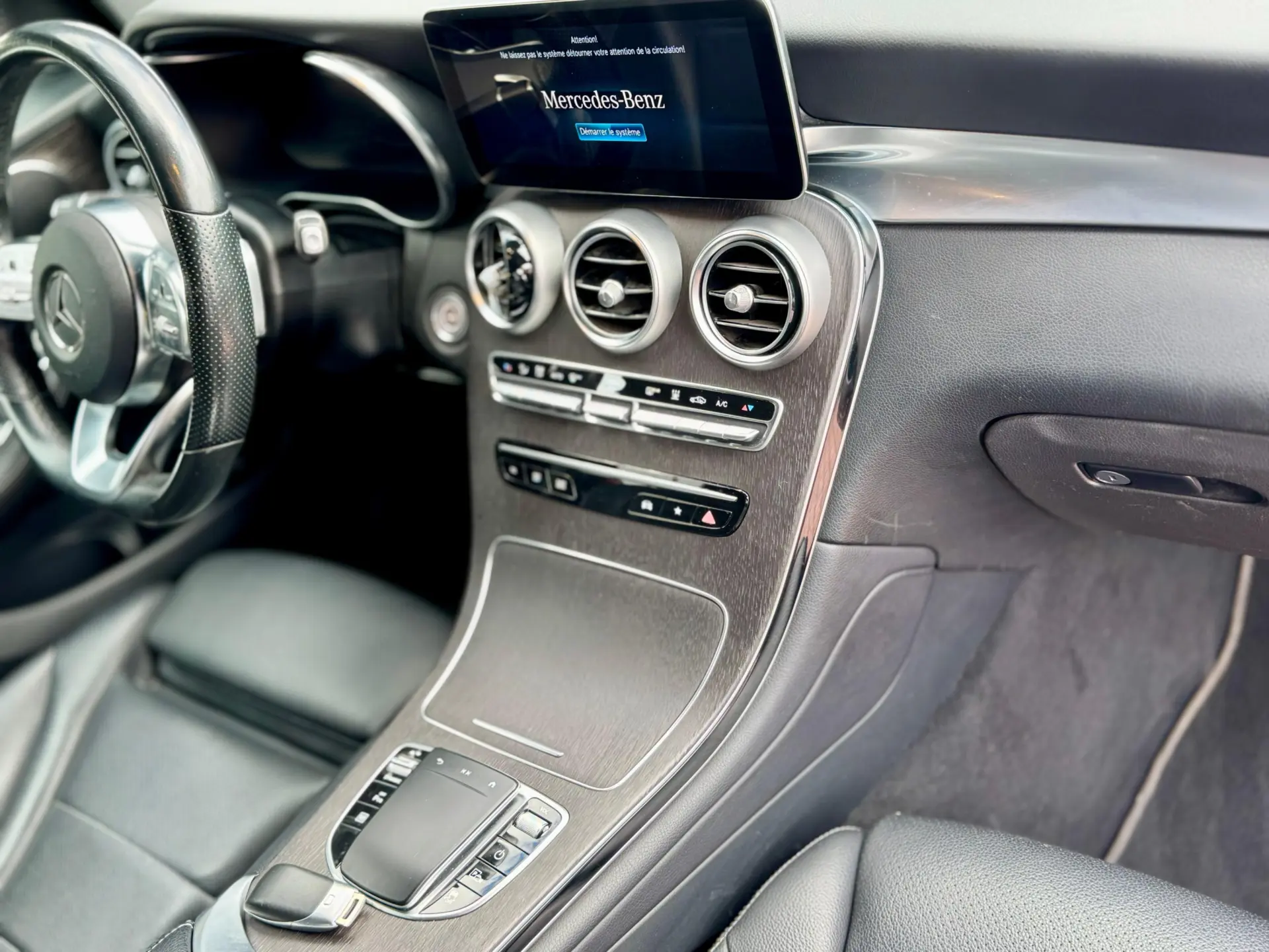 Mercedes-Benz GLC 300 de Coupe 4Matic 9G-TRONIC AMG Line 18