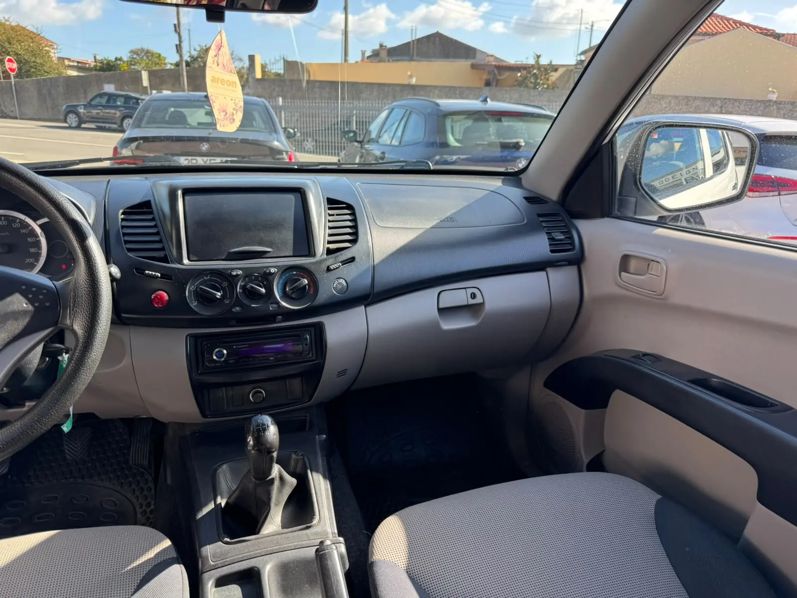 Mitsubishi L200 2.5 DI-D CD In.AC Low Rider 2WD 13