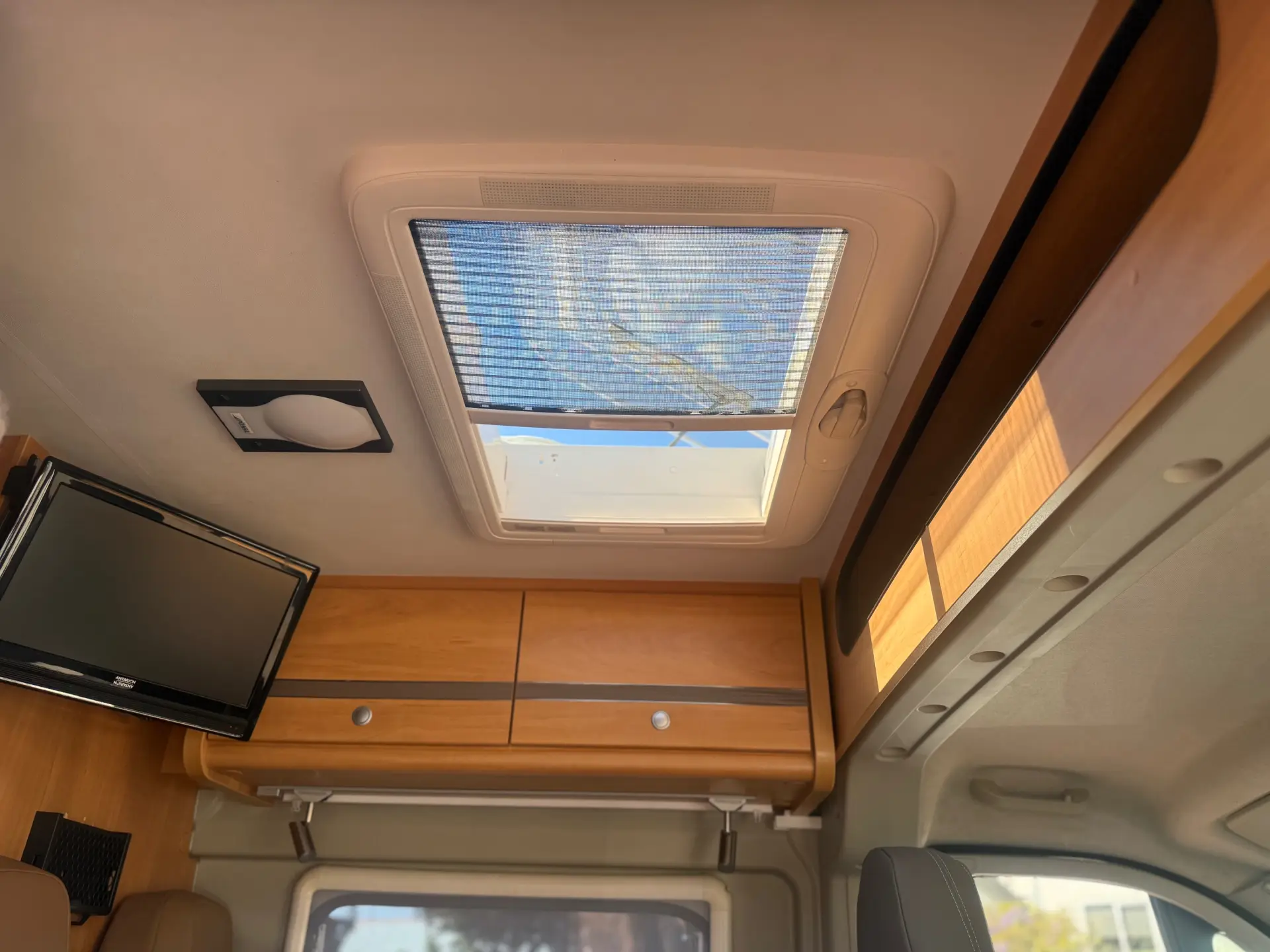 Citroën Jumper 2.2 BlueHDi 35 L4 CD Control 17