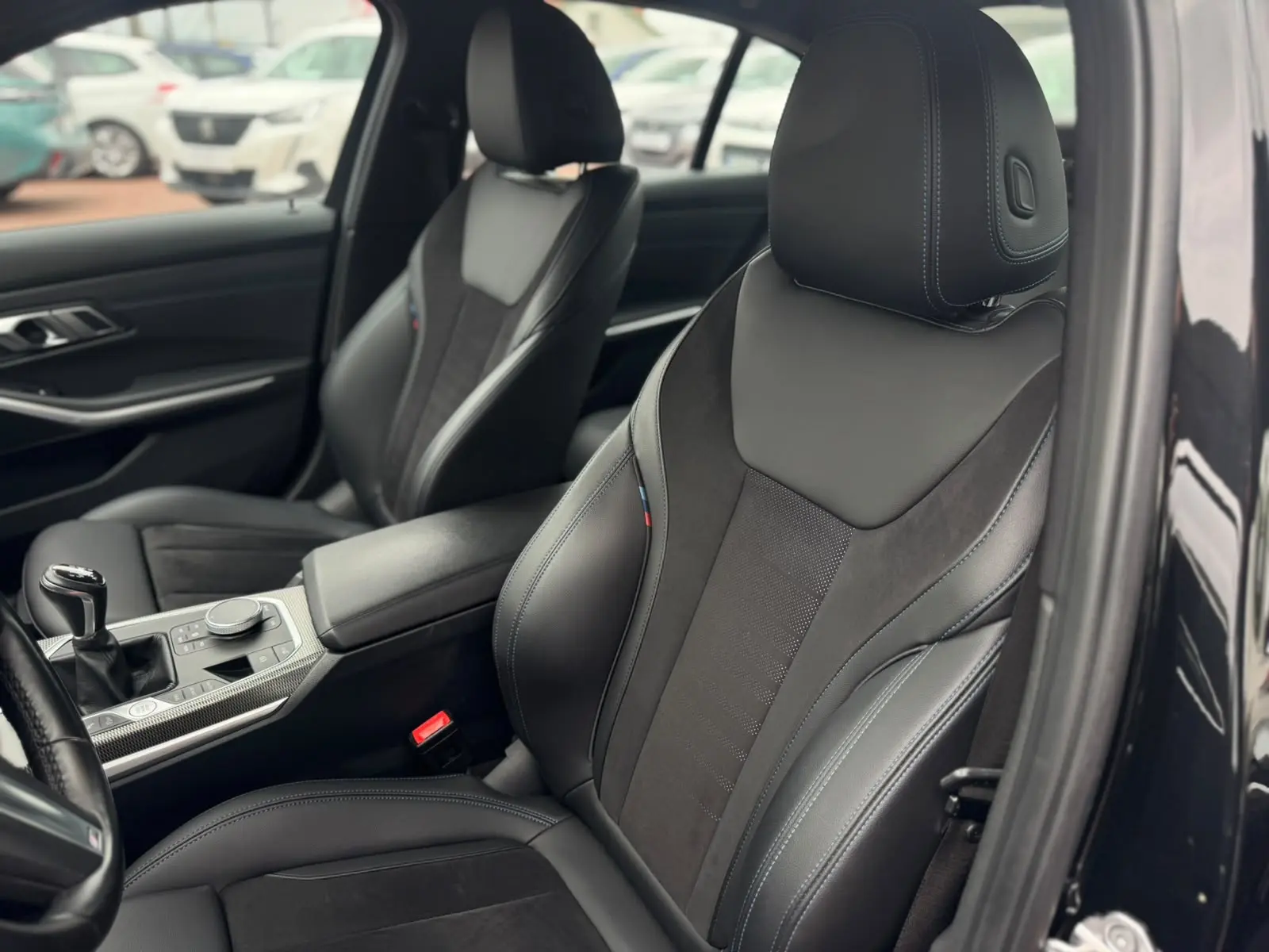 BMW 318 d Pack M 23