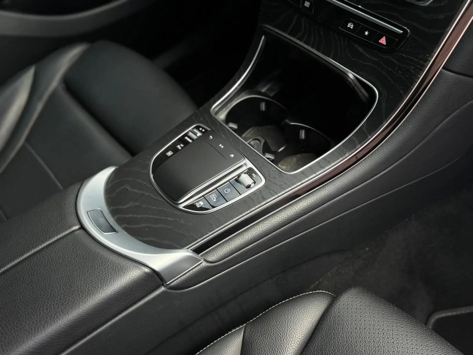 Mercedes-Benz GLC 300 de 4Matic 9G-TRONIC Exclusive 19