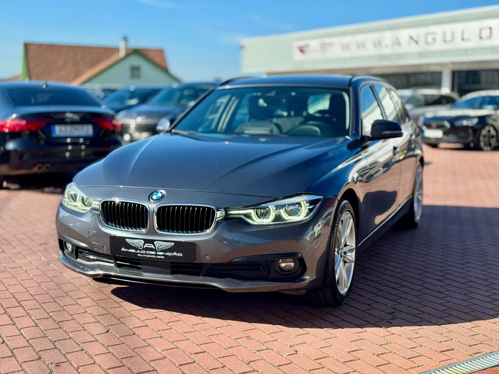 BMW 320 d xDrive Auto 3