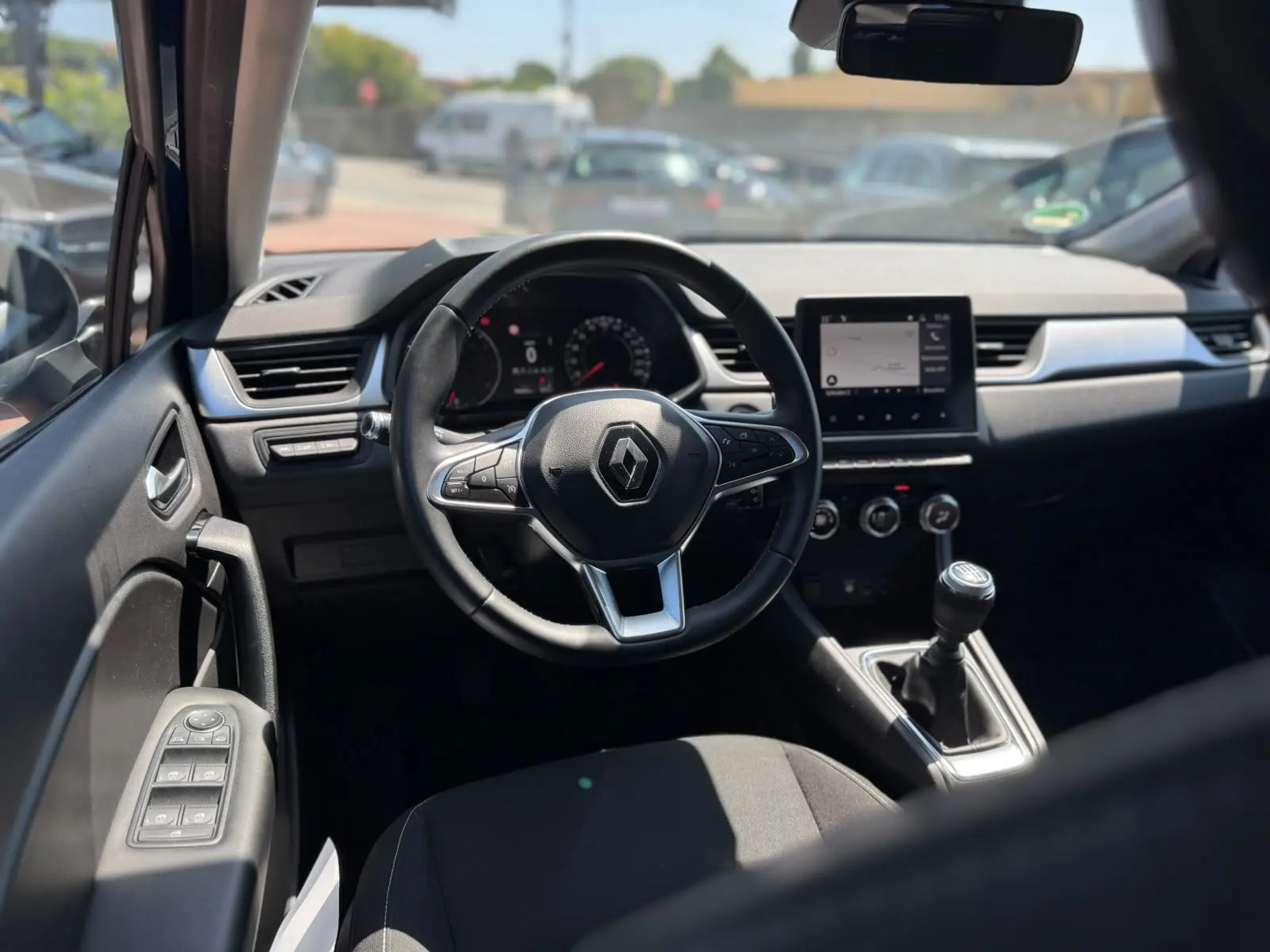 Renault Captur 1.0 TCe Zen 10