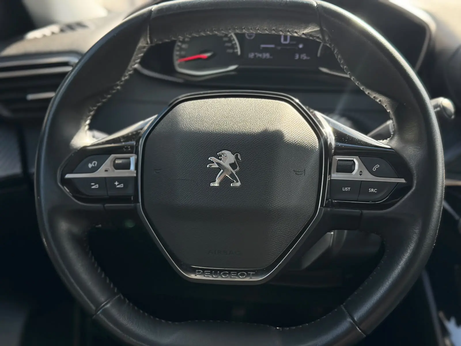 Peugeot 2008 1.5 BlueHDi Active Pack 15