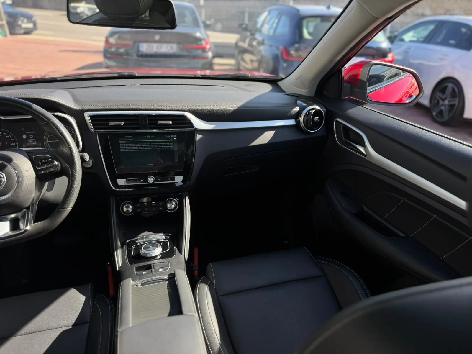 MG ZS Ev Luxury 18