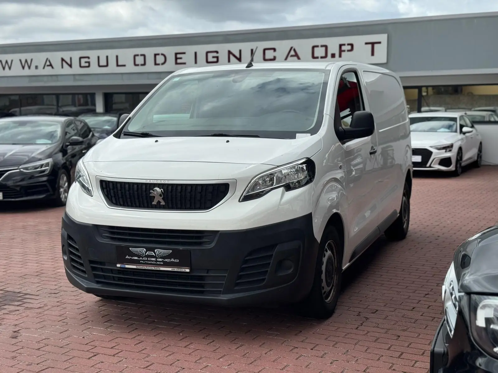 Peugeot Expert L2H1 TwinCab Premium 2