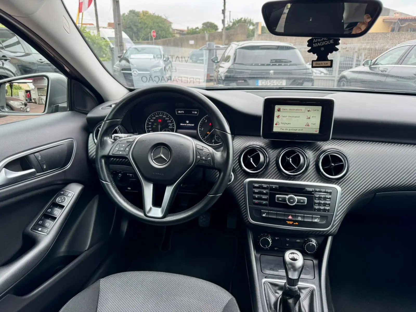 Mercedes-Benz GLA 180 d Style 9