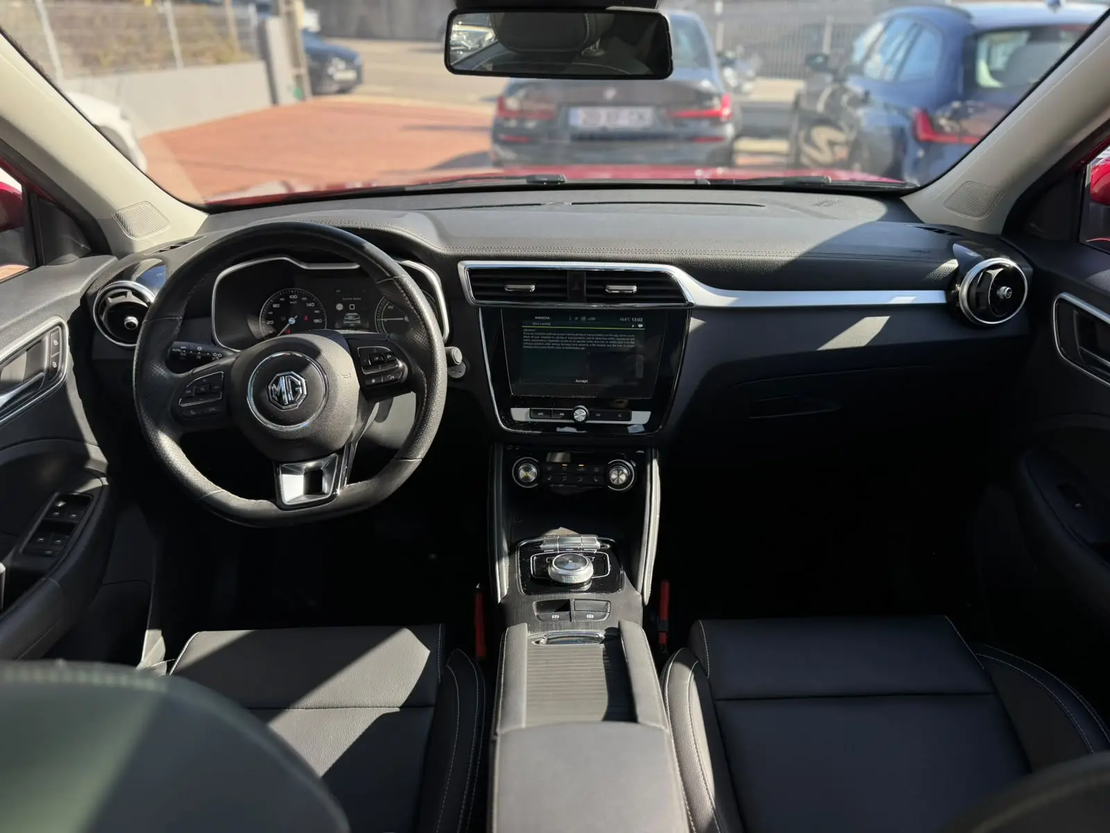MG ZS Ev Luxury 14