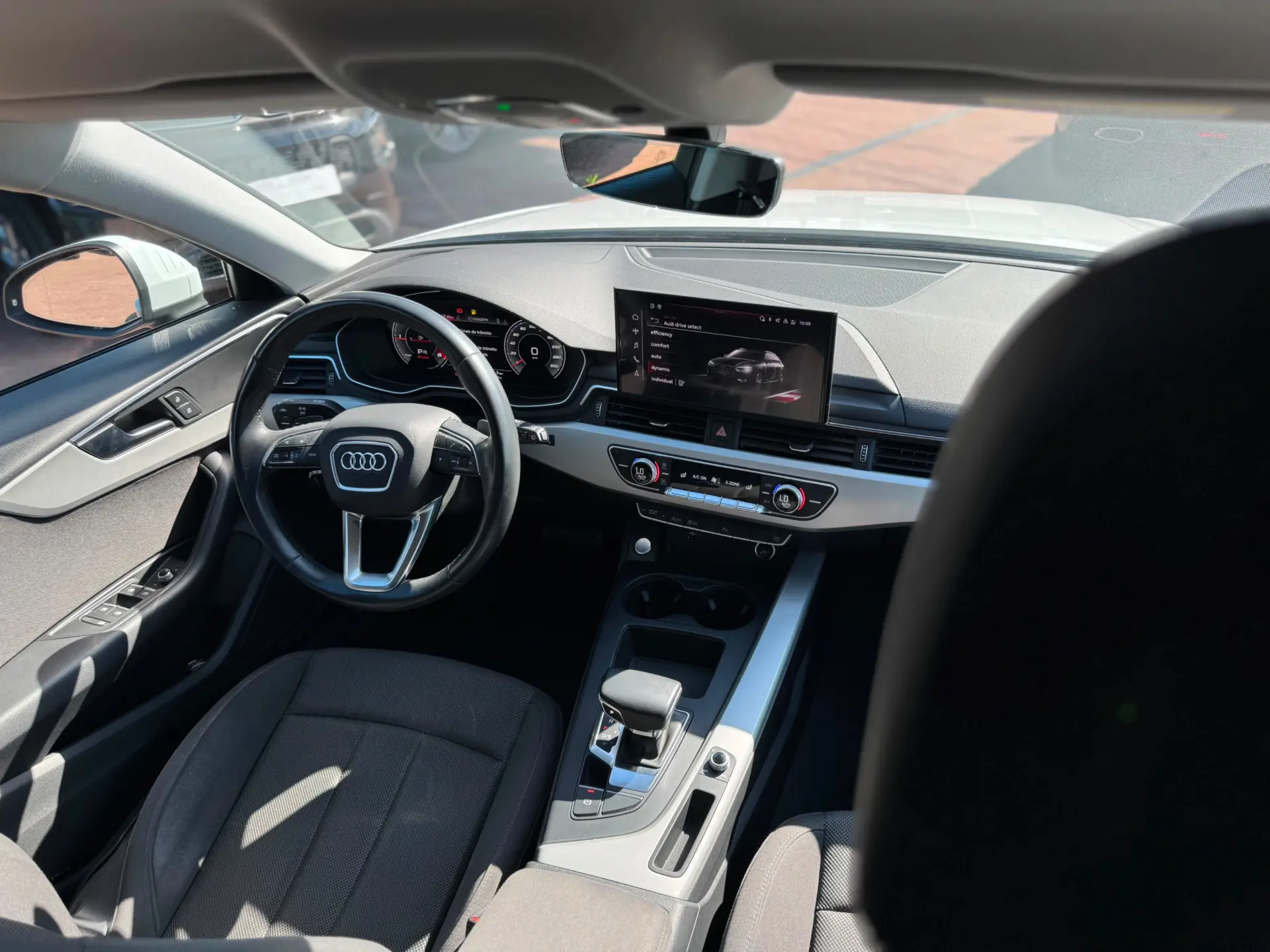 Audi A4 2.0 TDI multitronic Business Line 20