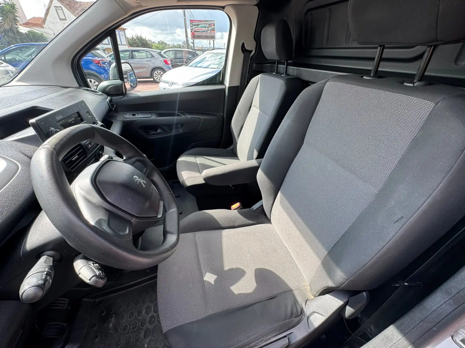 Peugeot Partner Outro 12