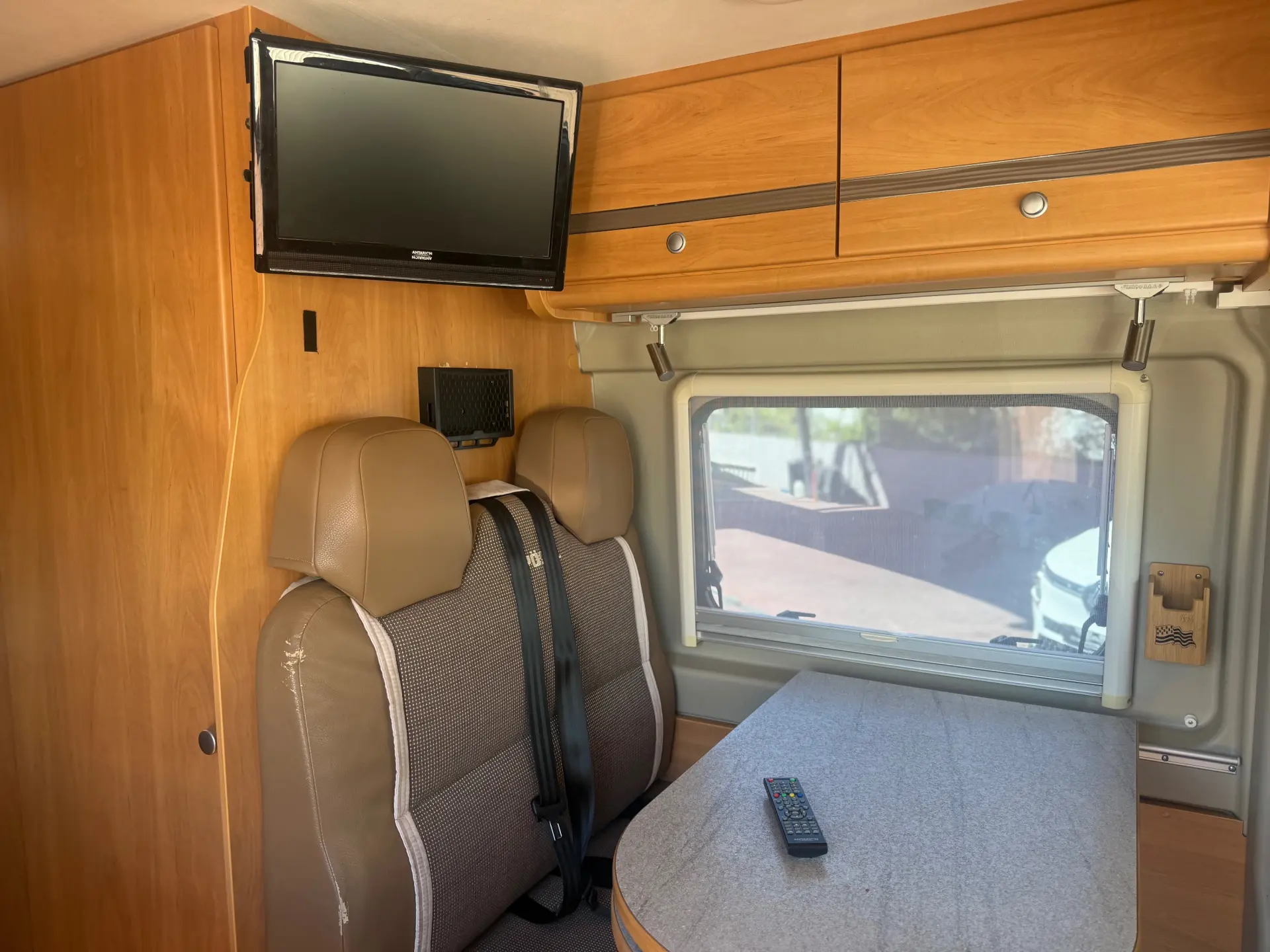 Citroën Jumper 2.2 BlueHDi 35 L4 CD Control 15