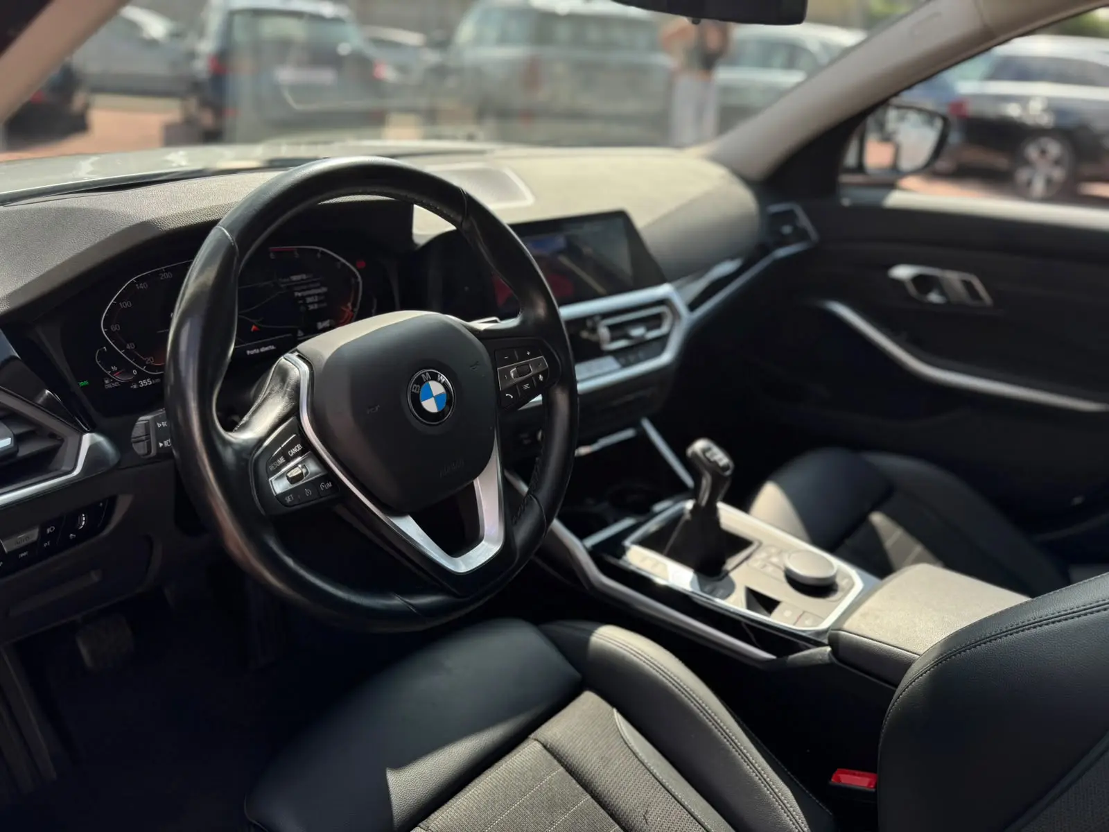 BMW 318 d Line Luxury 19