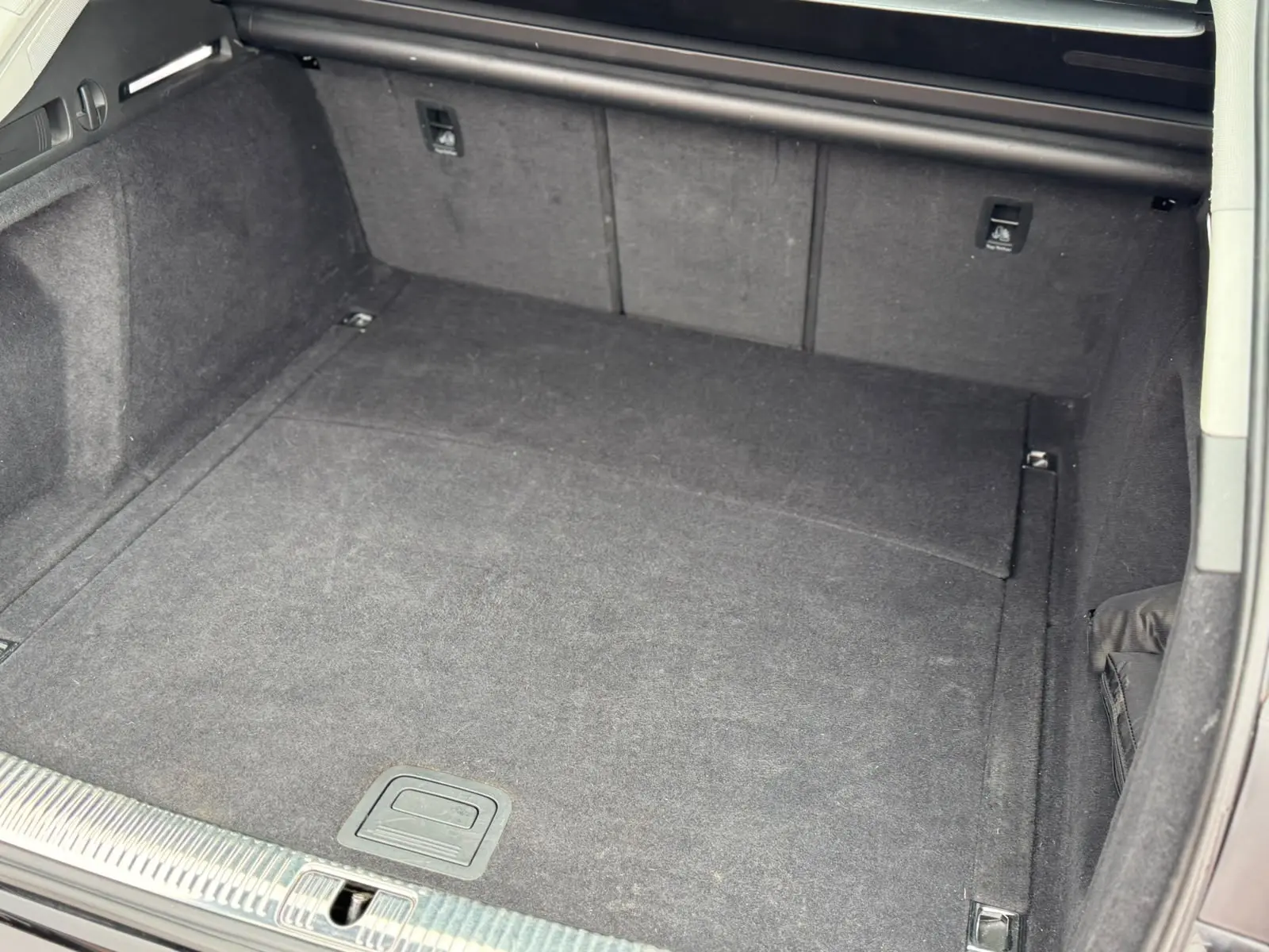 Audi A4 24