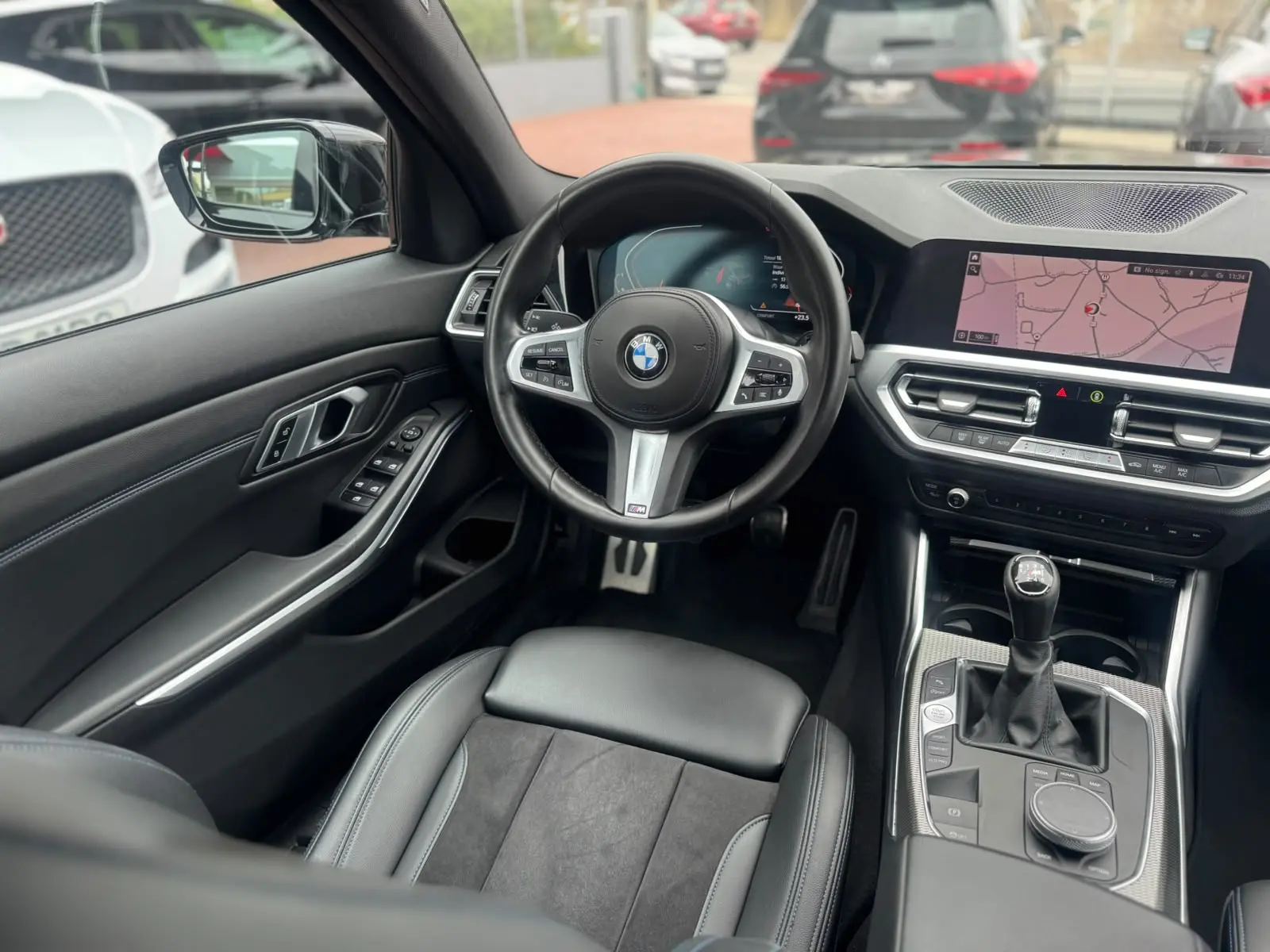 BMW 318 d Pack M 10