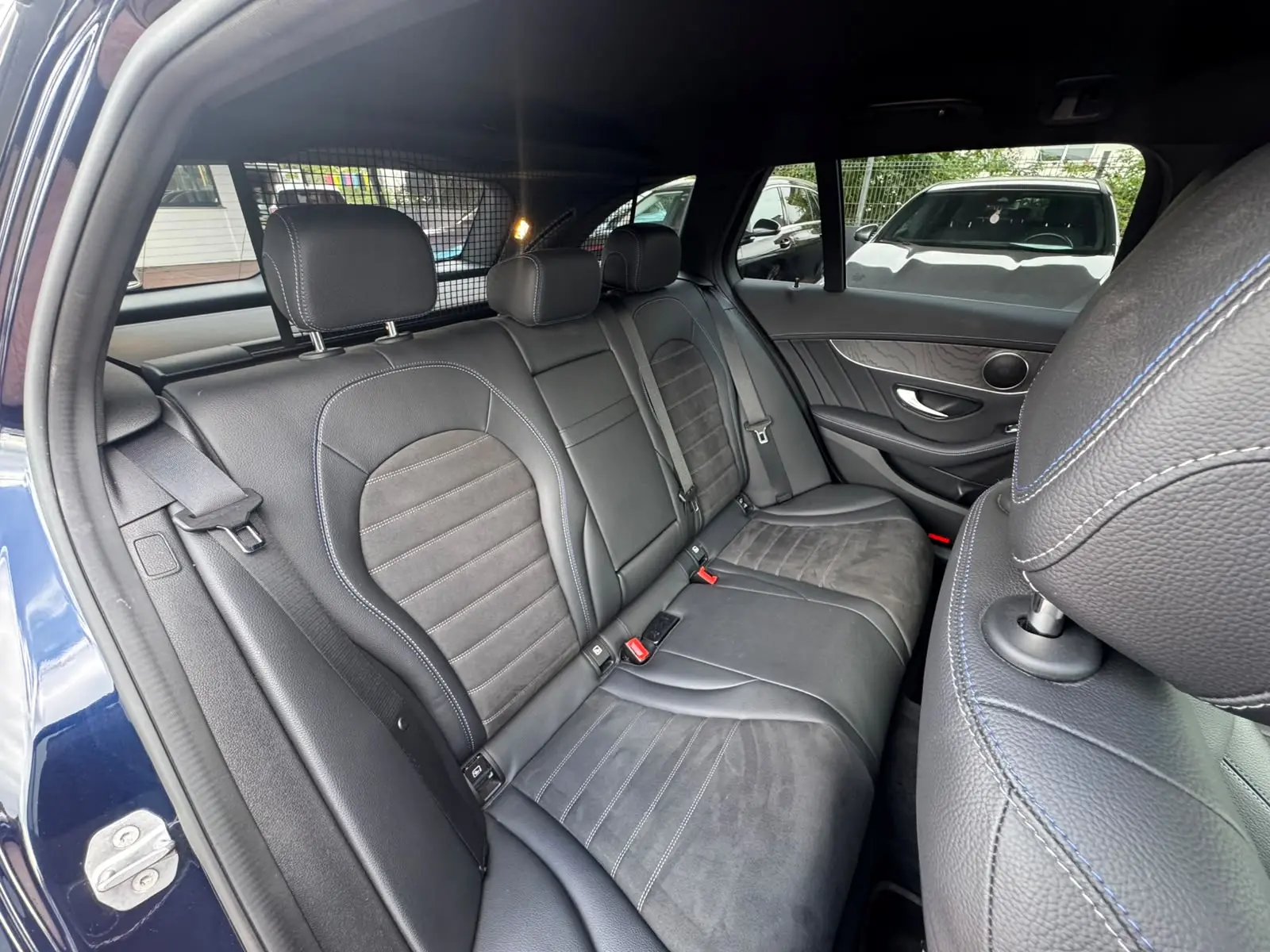 Mercedes-Benz C 300 de T 9G-TRONIC Night Edition 27
