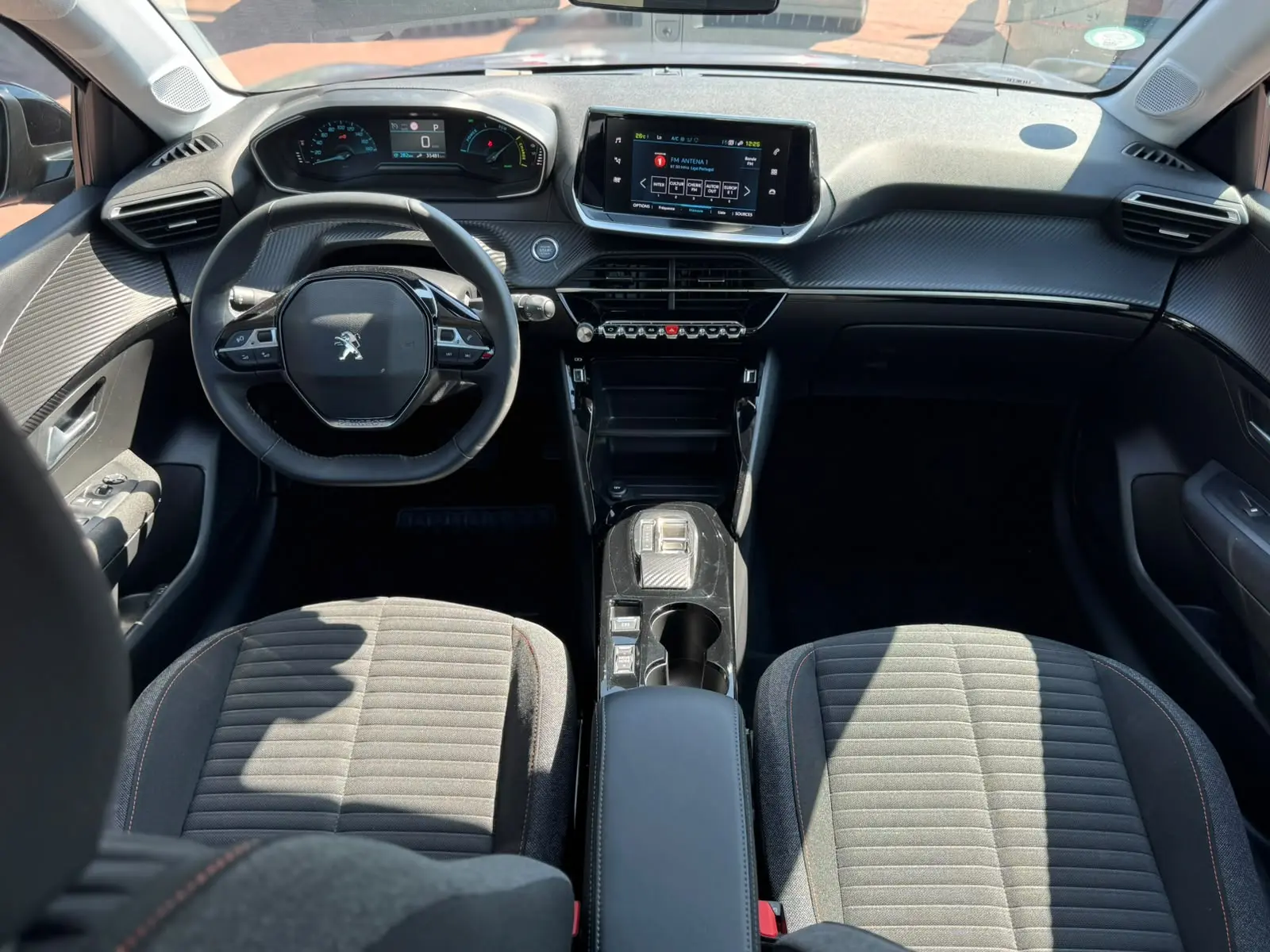 Peugeot e-208 50 kWh Active Pack 14