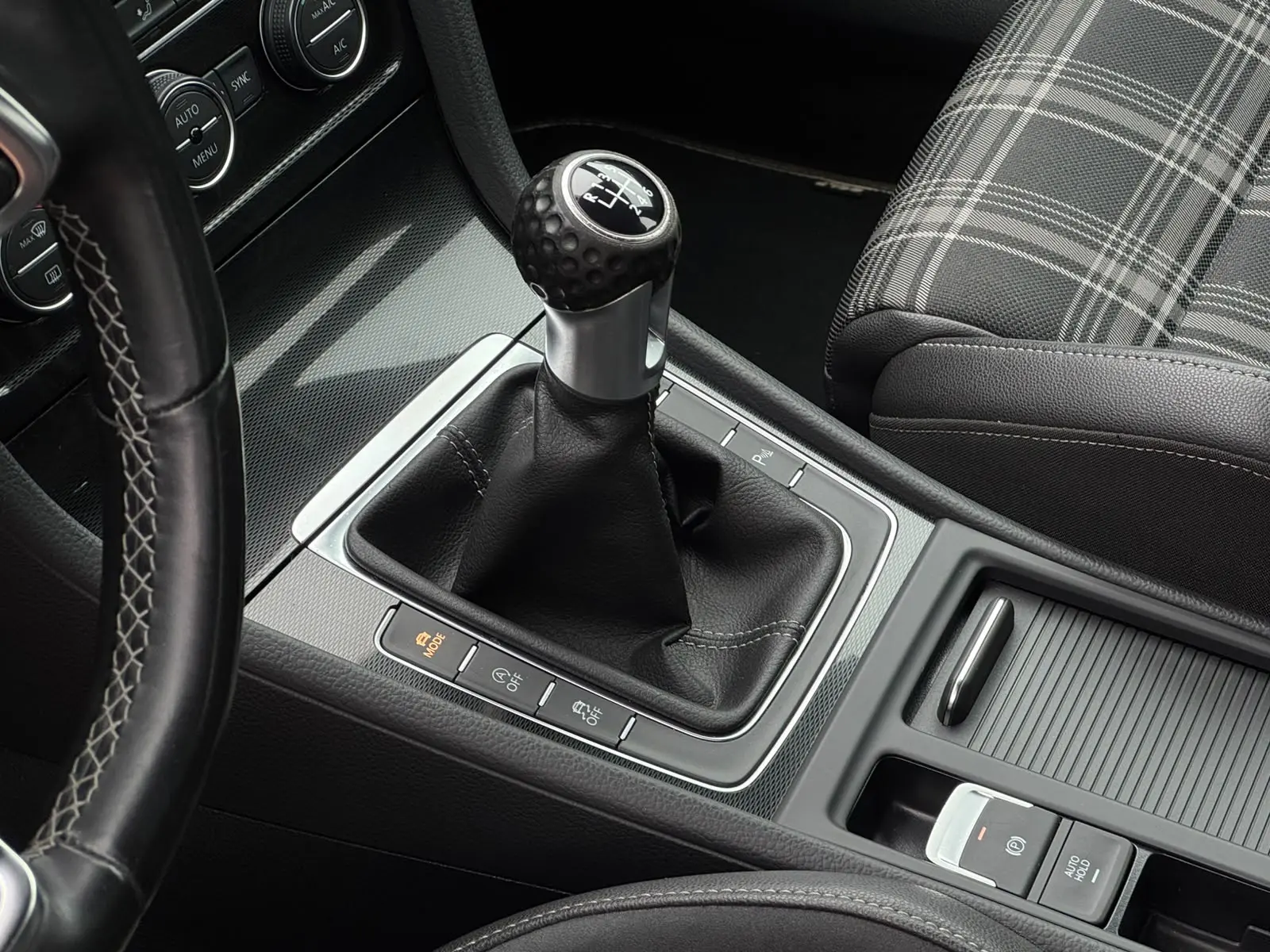 Volkswagen Golf 2.0 TDi GTD 20