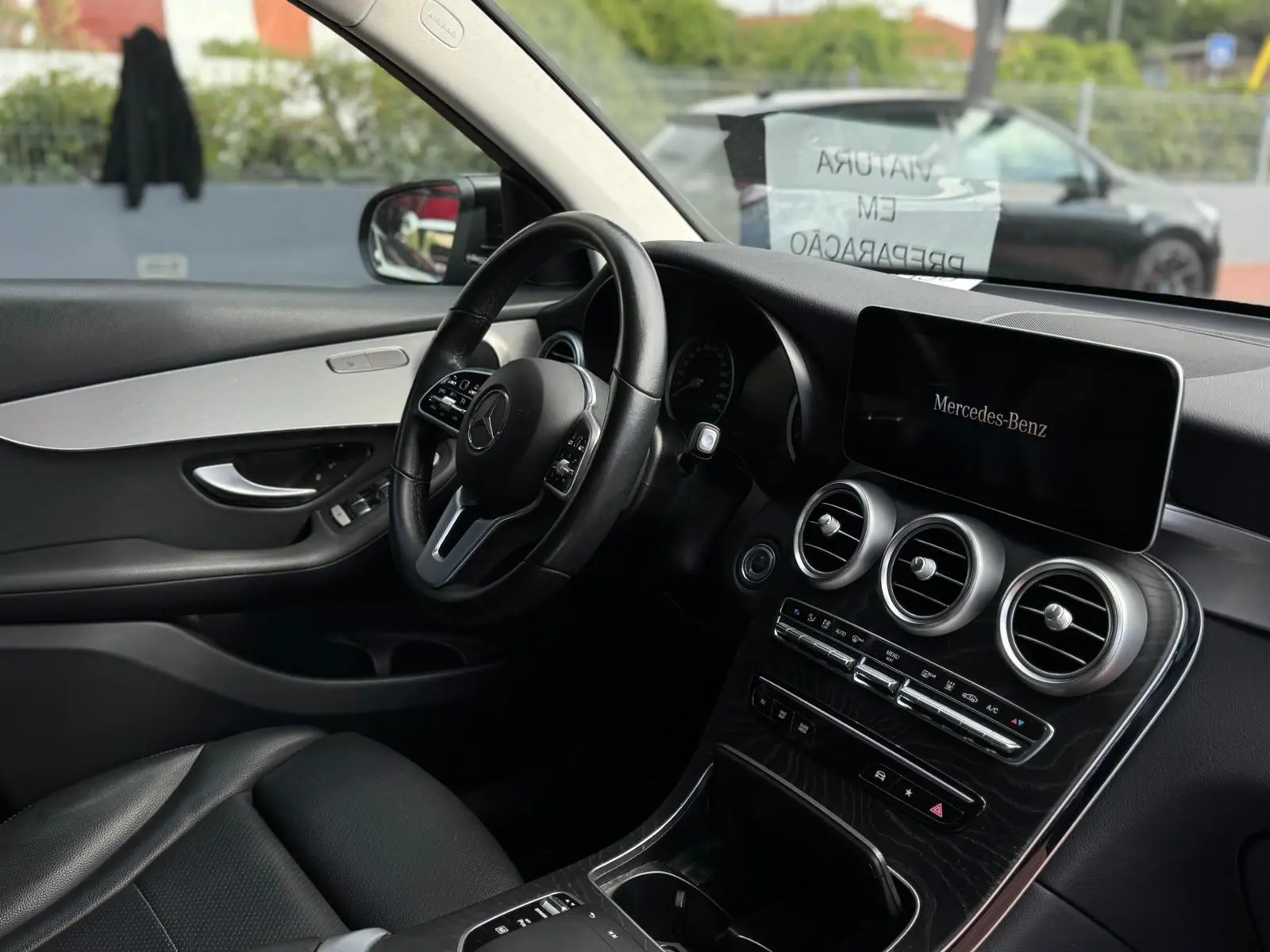 Mercedes-Benz GLC 300 de 4Matic 9G-TRONIC Exclusive 8