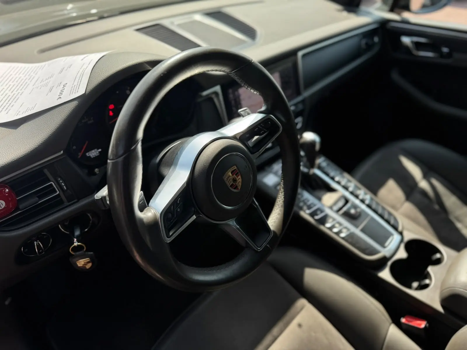 Porsche Macan 2.0T 16
