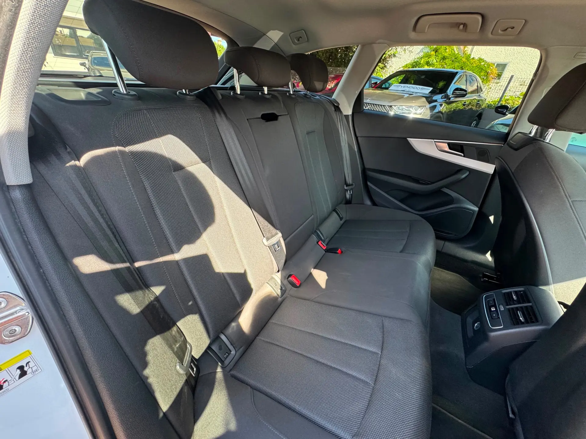 Audi A4 2.0 TDI multitronic Business Line 29