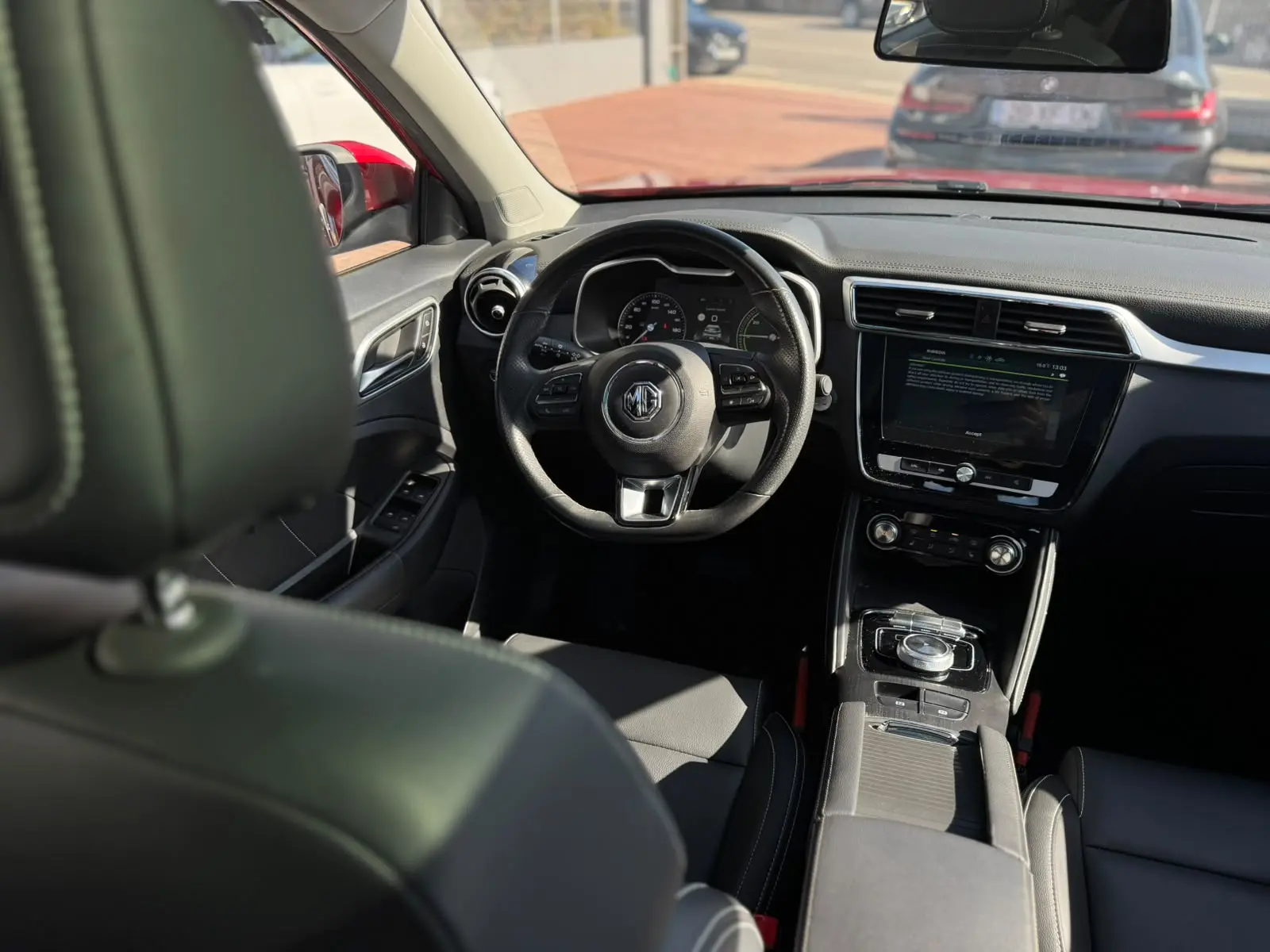MG ZS Ev Luxury 13