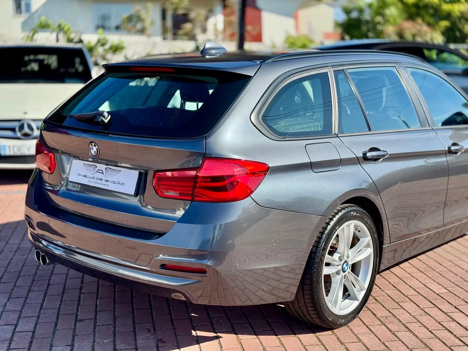 BMW 320 d xDrive Auto 9