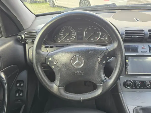 Mercedes-Benz C 220 CDi Classic 11