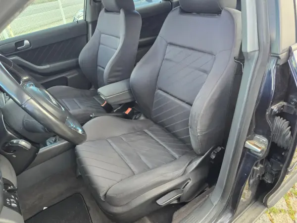 Audi A3 1.9 TDI Attraction 9