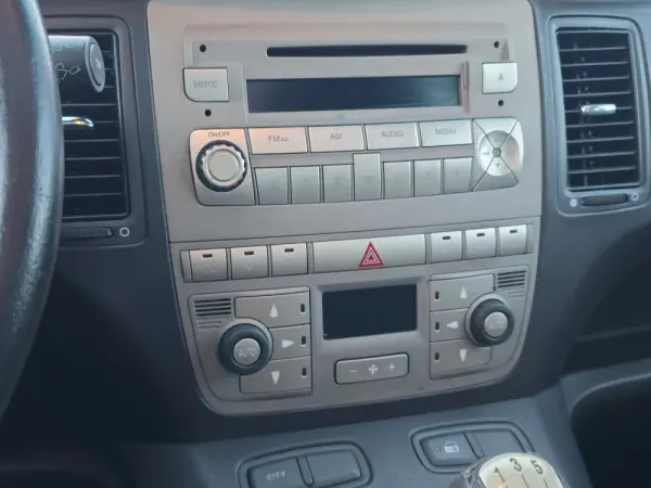 Lancia Musa 1.3 16V M-jet Platino 14