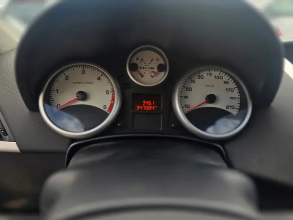Peugeot 207 1.4 HDi Active 10