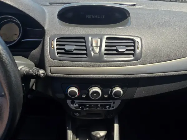 Renault Mégane 1.5 dCi Confort 13