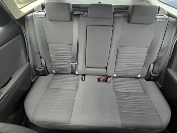 Toyota Auris 1.6 D-4D Comfort 27