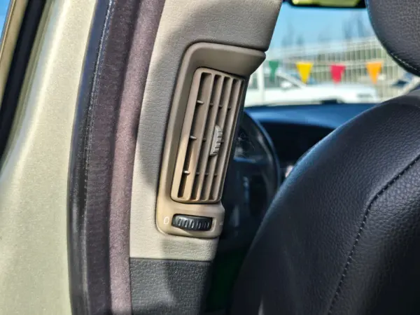Volvo V70 2.4 D5 Nivel 3 12