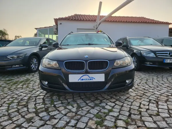 BMW 318 d Touring 2