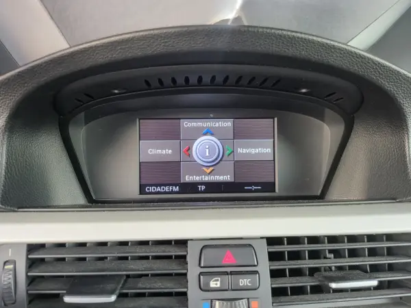 BMW 318 d Touring 14