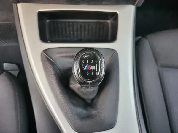 BMW 318 d Touring 17