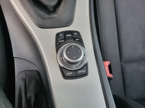 BMW 318 d Touring 18