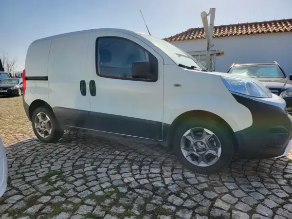 Fiat Fiorino 1.3 M-jet Adventure 3