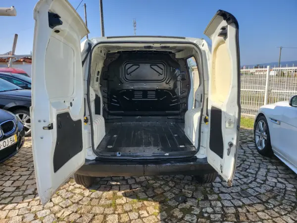 Fiat Fiorino 1.3 M-jet Adventure 6